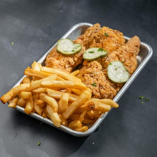 3 Chicken Tenders w/ Fries