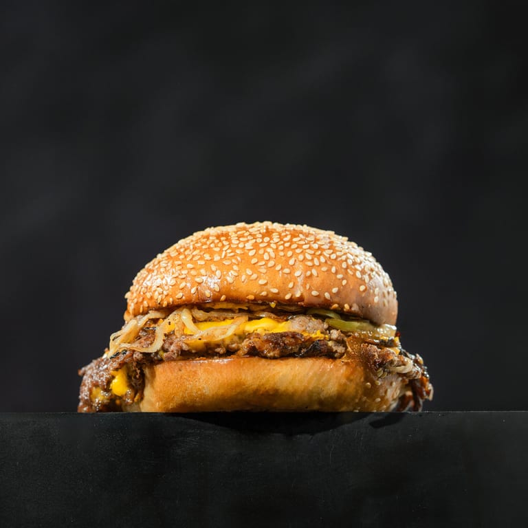 Delicious Fries: Perfect Side for Burgers and Wings